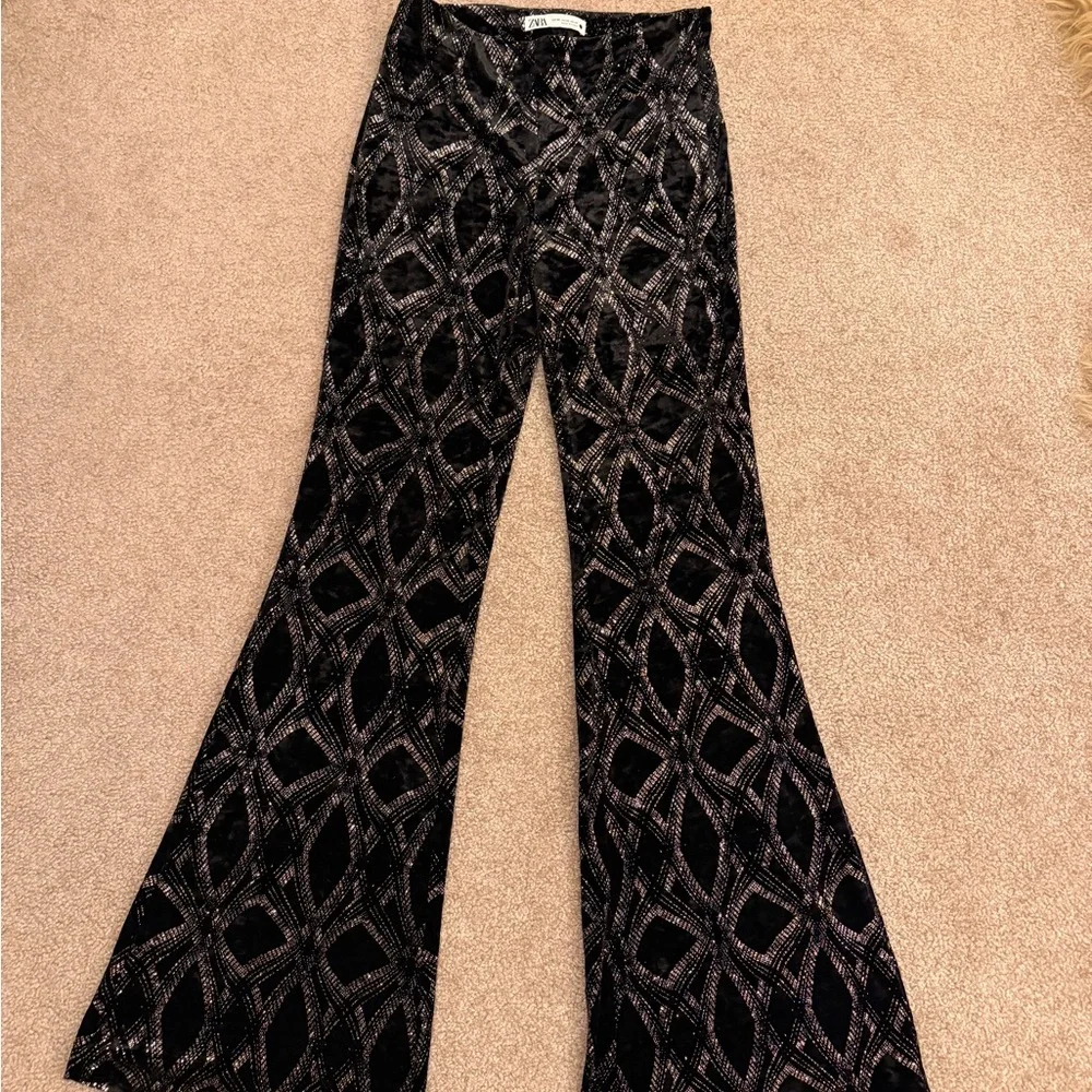 Zara Black Velvet Flare Pants - Picture 2 of 7